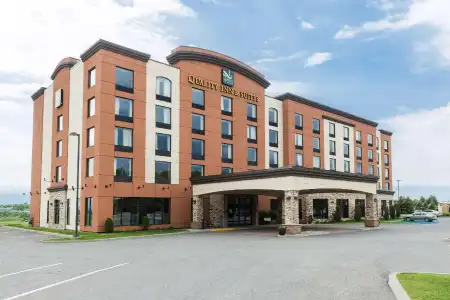 Quality Inn & Suites Levis - 43