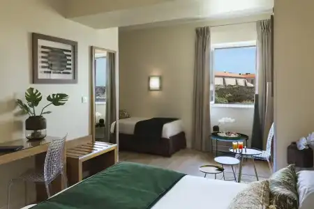 Hôtel Santateresa - 69
