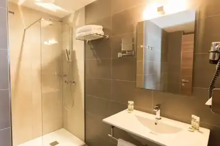 Hôtel Nice Azur Riviera - 100