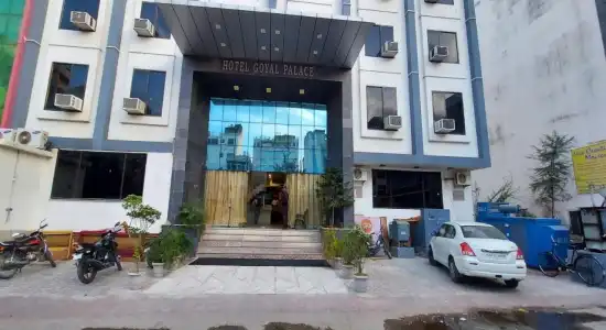 Goyal Palace - 18