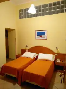 del Corso - 37