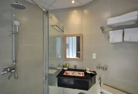 Hue My - 7