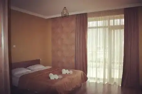 Maka`s Guest House - 0