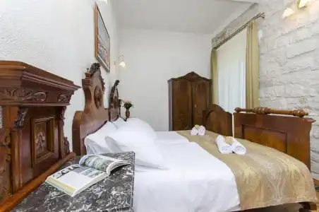 Palace Derossi - 135