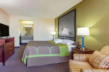 Super 8 By Wyndham Clearwater/Us Hwy 19 N - 21