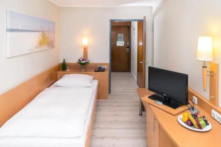 Astor Kiel by Campanile - 36