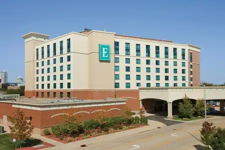 Embassy Suites by Hilton E Peoria Riverfront Conf Center - 0