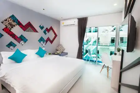 The Crib Patong - 6
