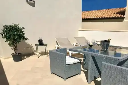 Re Federico Boutique - 9