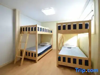 Sunny Hill Hostel Hongdae - 63