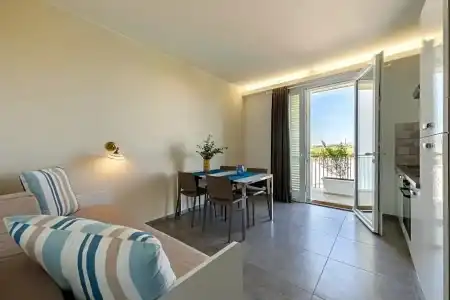 Golden Apartments - 44