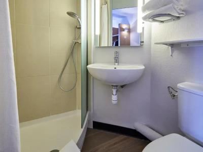 B&B Caen Mémorial - 28