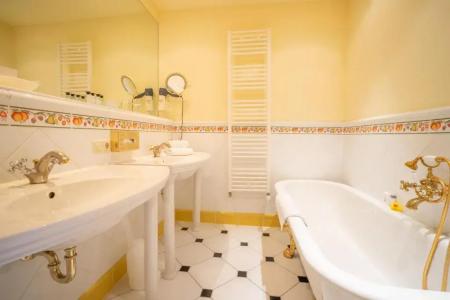 Rugard Thermal Strandhotel - 86