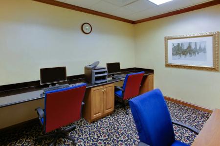 Hampton Inn & Suites Fredericksburg South - 14