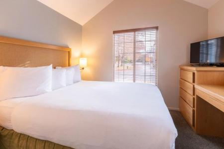 RiverPointe Napa Valley Resort - 3