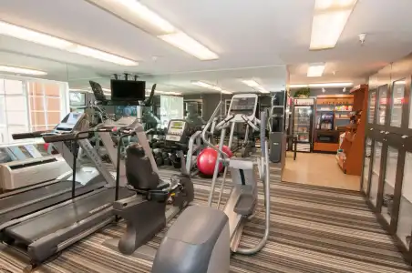 Sonesta Simply Suites Garden Grove Anaheim - 17