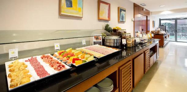 Sercotel Cornellà Barcelona - 11