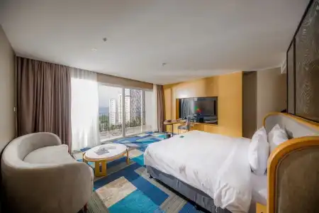 Quinter Central Nha Trang - 98