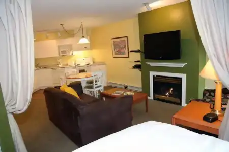 Times Square Suites - 32
