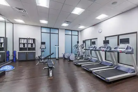 Holiday Inn Houston NE - Bush Airport Area by IHG - 9