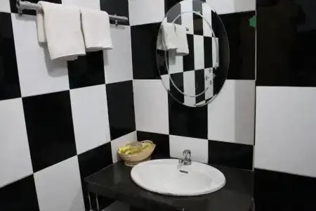 Bou Savy Guesthouse - 39