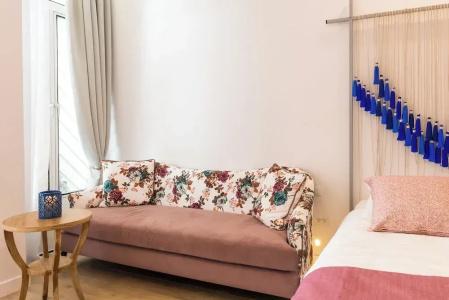 Nyx Chic Manor - 116