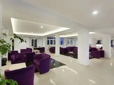 Larissa Beach Club - 12