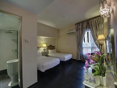Arenaa Batik Boutique - 25