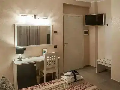 Albis Rooms Guest House - 75