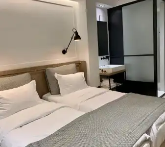 Niki Athens - 4
