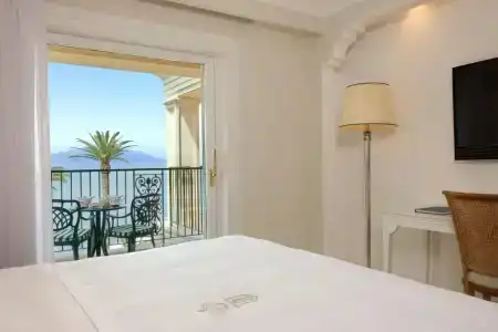 Grand Royal - 77