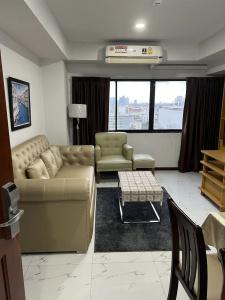 Mall Suites - 440
