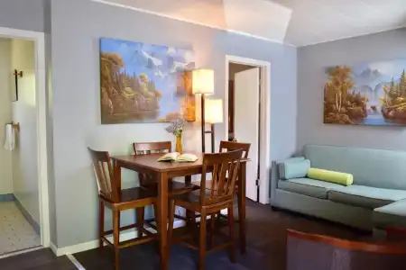 Delton Oaks Resort - 1