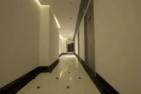 Ruby Luxury - 14