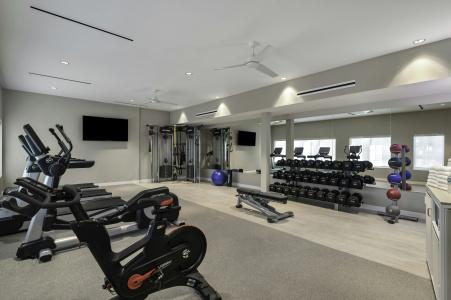 DoubleTree Suites by Hilton Naples - 26