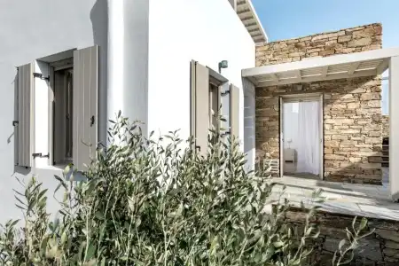 White Tinos Luxury Suites - 150
