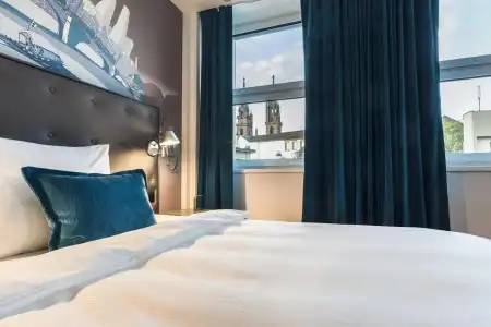 Motel One Basel - 6