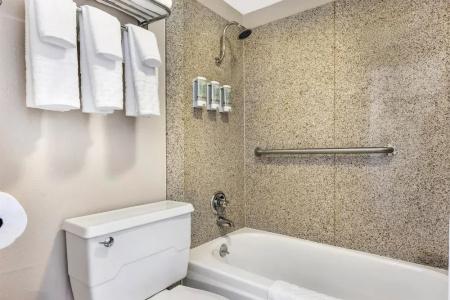 Best Western Pier Point Inn - 112