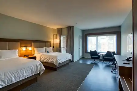 Holiday Inn Express & Suites Charlotte - South End by IHG - 74