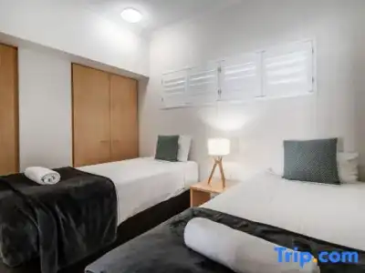 Rolling Surf Resort - 148