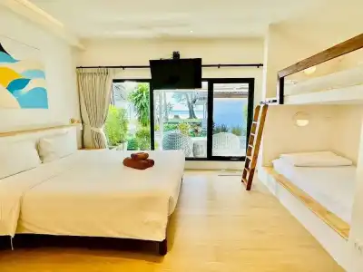 Twin Bay Resort - 258