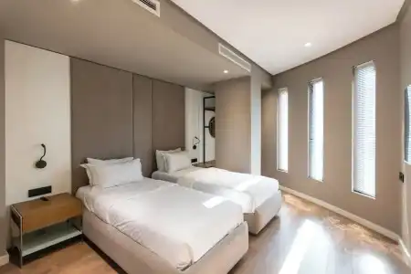 Yacht - 14