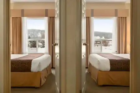 Ramada Limited Golden - 70