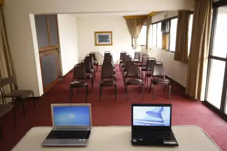 London Class Suites - 19