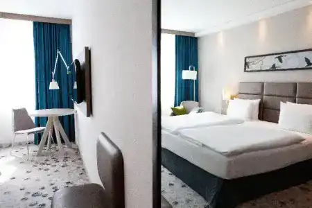 Holiday Inn Berlin - City East Side by IHG - 81