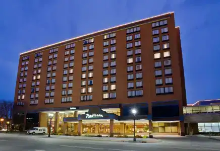 DoubleTree by Hilton - 0