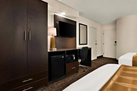 Quality Inn Memphis - 47