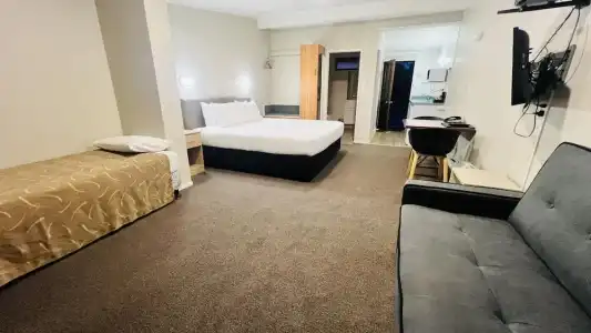 Marineland Motel - 34
