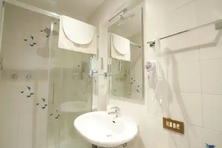 Guesthouse Borromeo Roma - 9