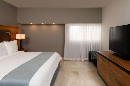 Radisson - 5